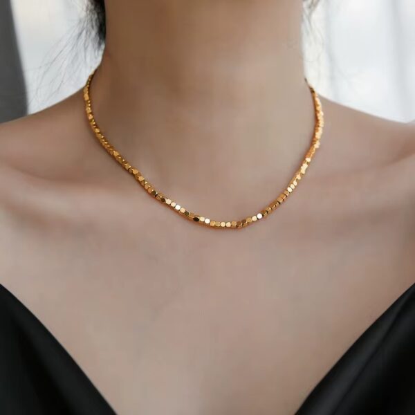 Collier Roche – Image 2