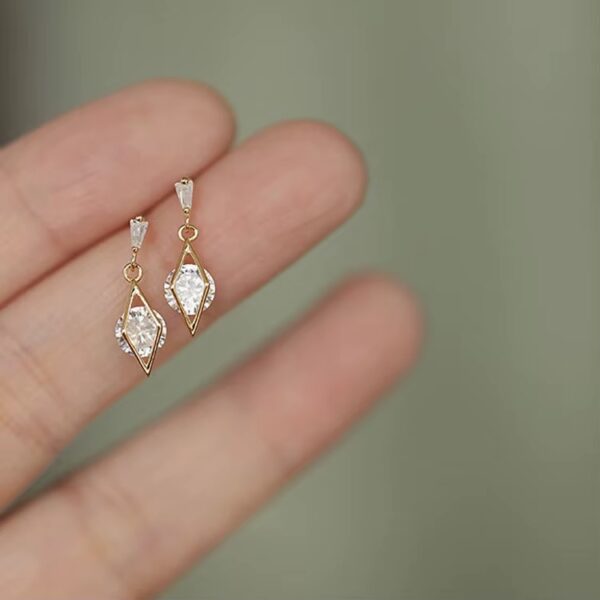 Boucles d'Oreilles Trésor de Pureté – Image 3